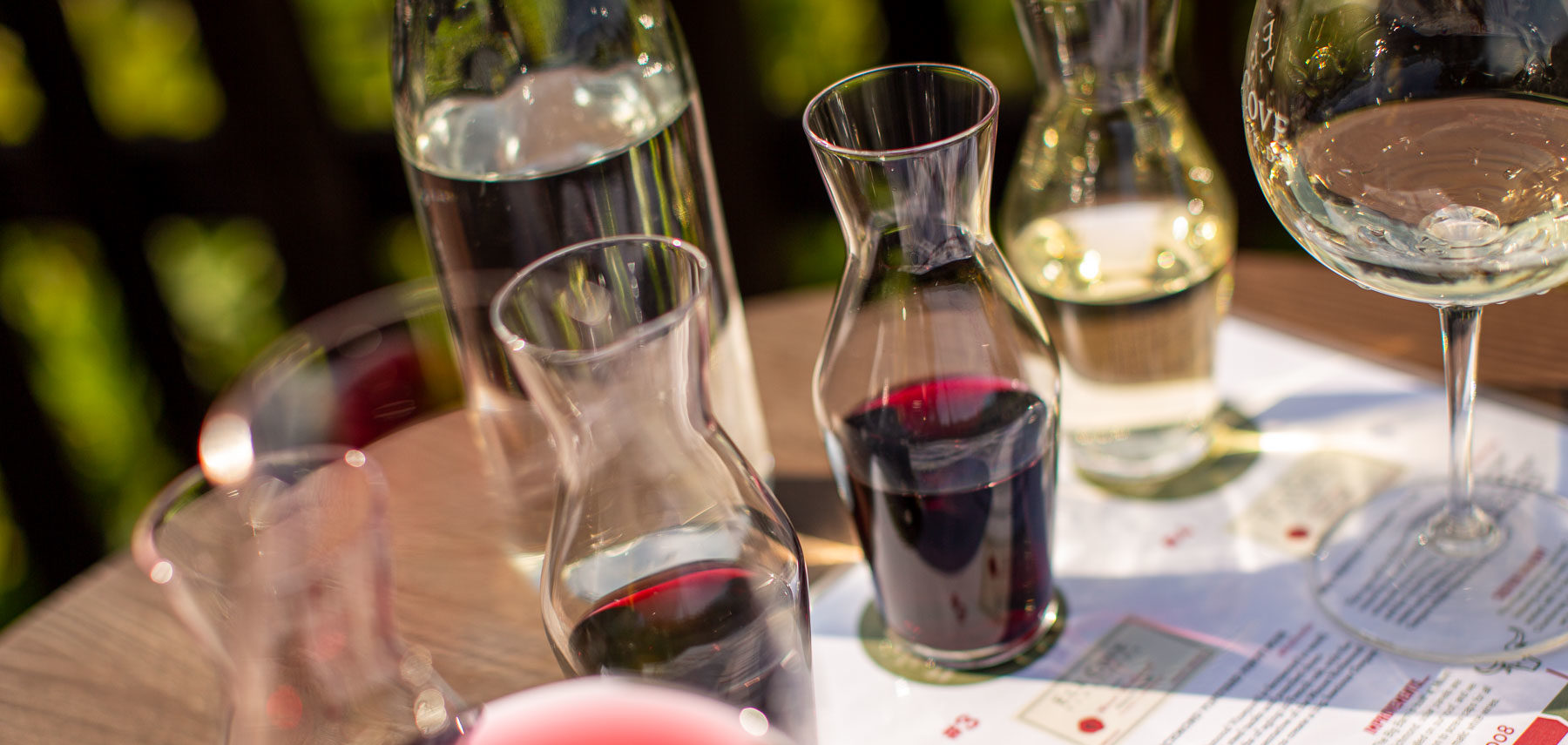outdoor wine tasting